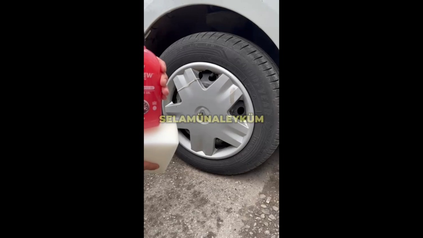 Jel Lastik Parlatıcı