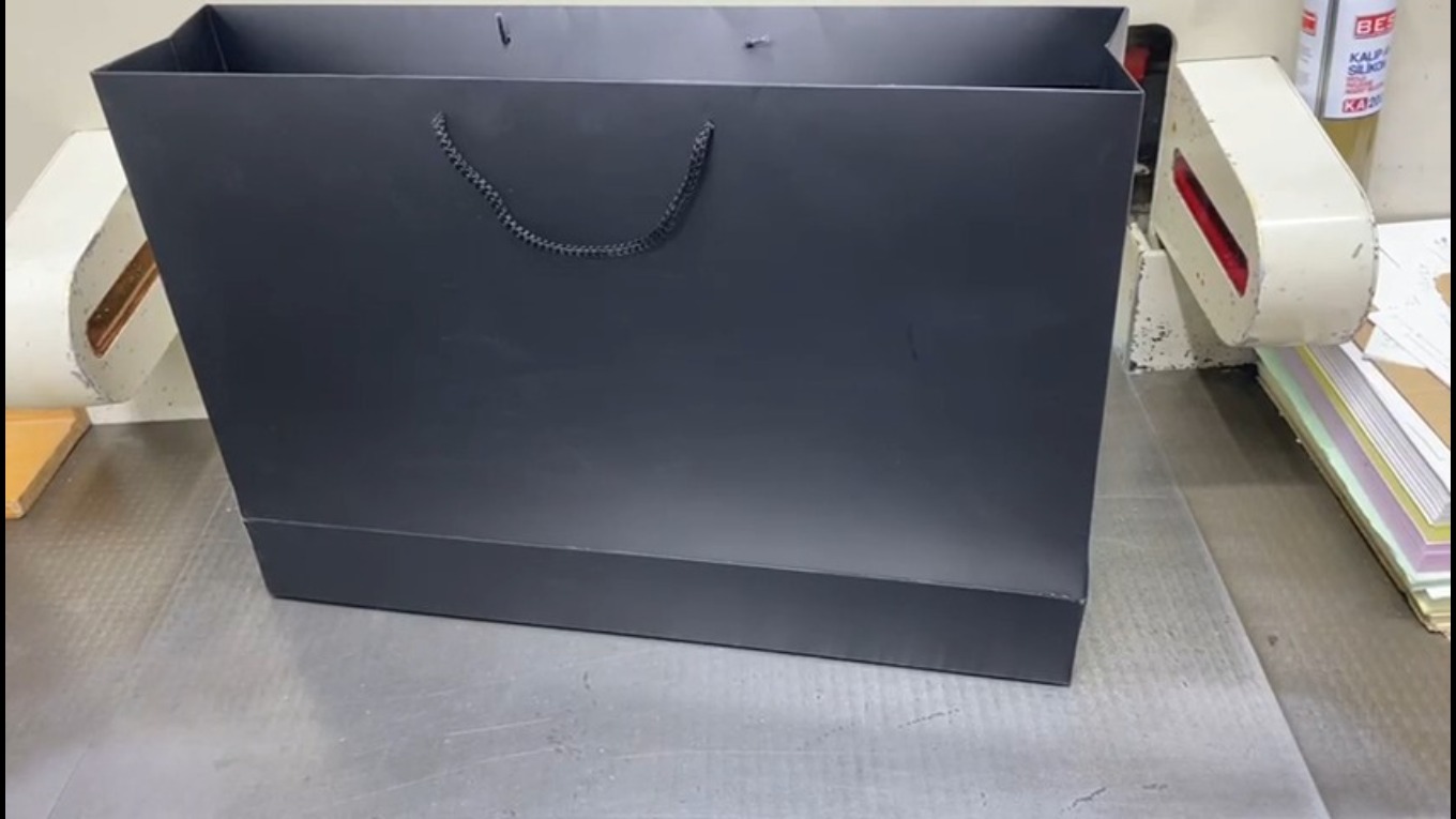 55x37x12 Siyah Çanta
