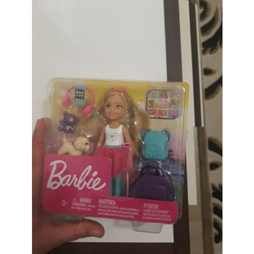 Barbie Seyahatte Bebegi Ve Aksesuarlari Fwv25 Toyzz Box Oyuncak