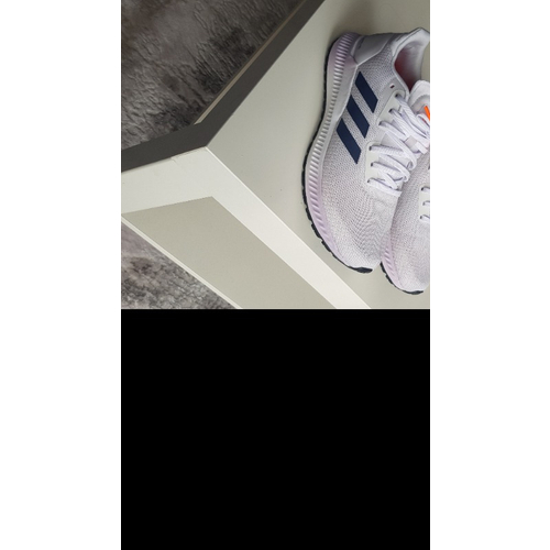 ee4238 adidas