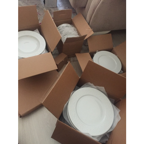 Kutahya Porselen Acelya 12 Kisilik 83 Parca Sade Yemek Takimi Acl83yt00 Parlak Com Tr De