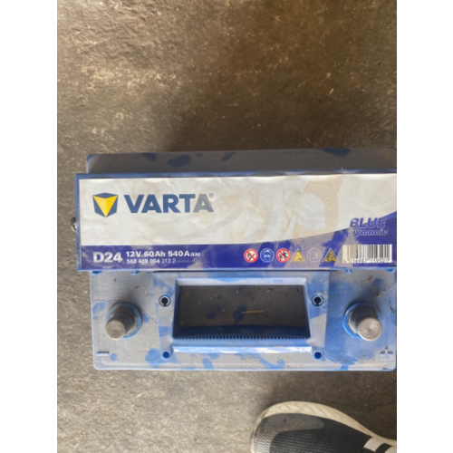 VARTA BLUE dynamic 560 408 054 3132 D24 12Volt 60Ah Starterbatterie