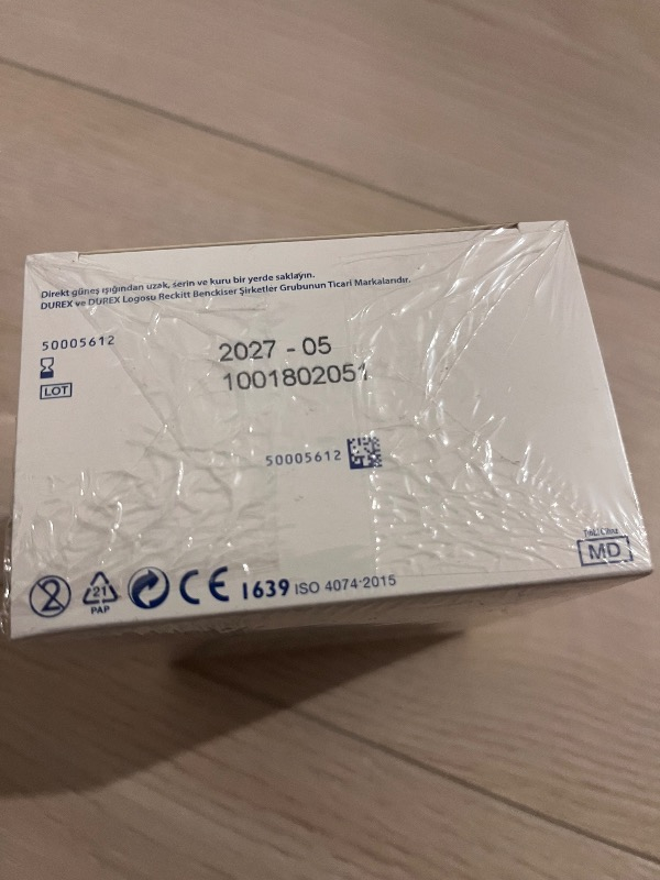 Durex Naturals 40'lı İnce Prezervatif %98 Doğal İçerikli Kayganlaştırıcı
