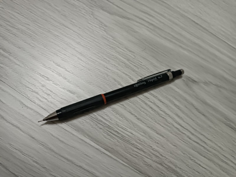 Rotring Rapid 0.7 mm Siyah Versatil Kalem