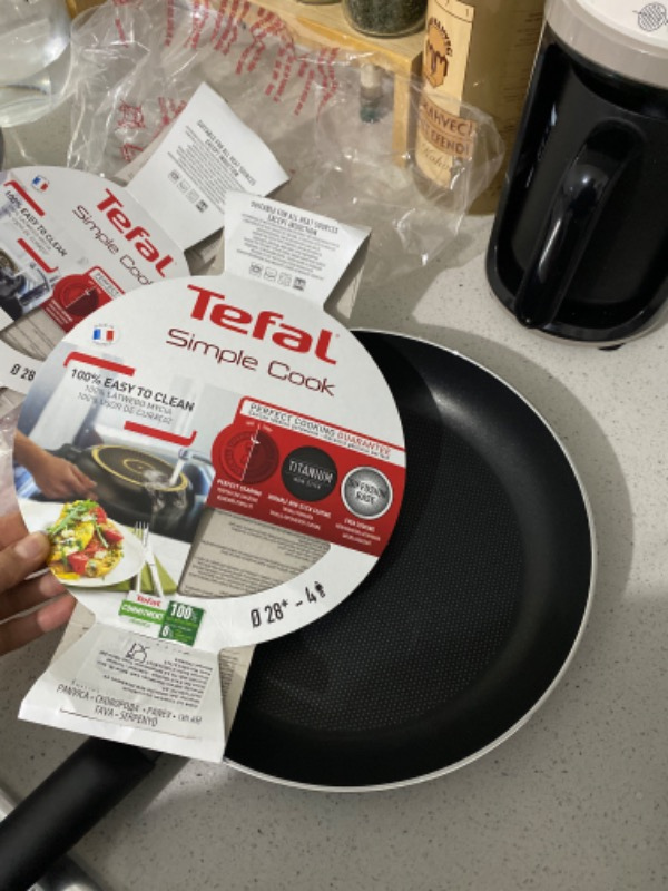 Tefal B55606 Titanyum 1X SimpleCook Tava 28 cm - 2100118537