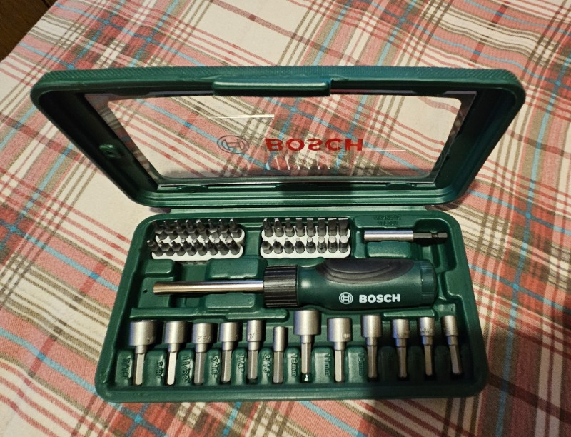 Bosch 46 Parça Tornavida Vidalama Lokma Uçlu Aksesuar Seti - 2607019504