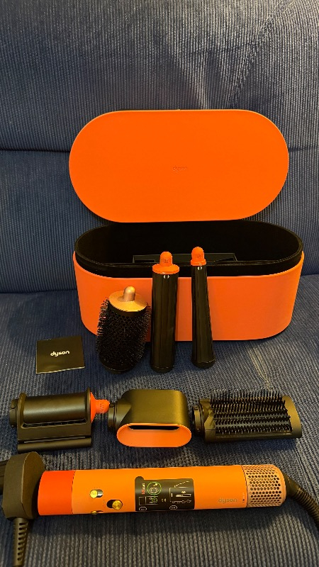 Dyson Airwrap I.d.™ Saç Şekillendirme ve Kurutma Seti (Ceramic Apricot)