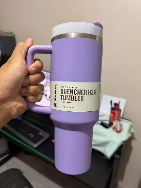 Stanley Quencher Pipetli Termos Bardak 1.18 Lt Lila Çift Katmanlı İzolasyon ve Paslanmaz Çelik