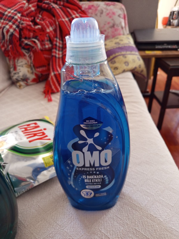 OMO Express Fresh Ultra Beyaz Sıvı Çamaşır Deterjanı 1480 ml x1