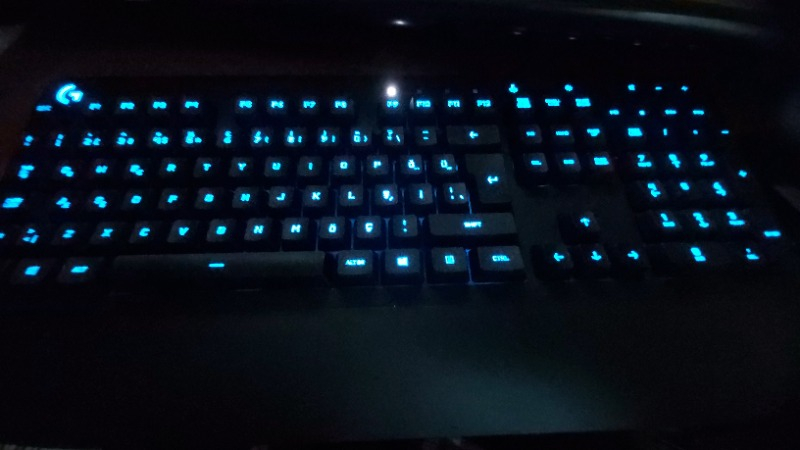 Logitech 920-008094 G213 Prodigy RGB Oyuncu Klavyesi