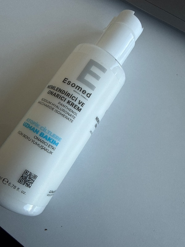 Esomed Tüm Cilt Tipleri İçin Nemlendirici ve Onarıcı Cilt Bakım Kremi 200 ML