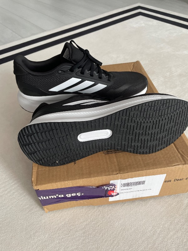 Adidas Performance IH7758 Runfalcon 5 Running Shoes