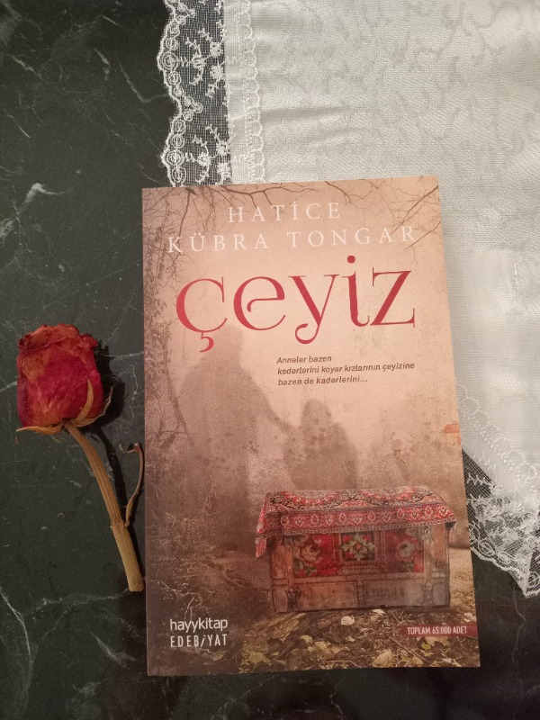 Çeyiz - Hatice Kübra Tongar