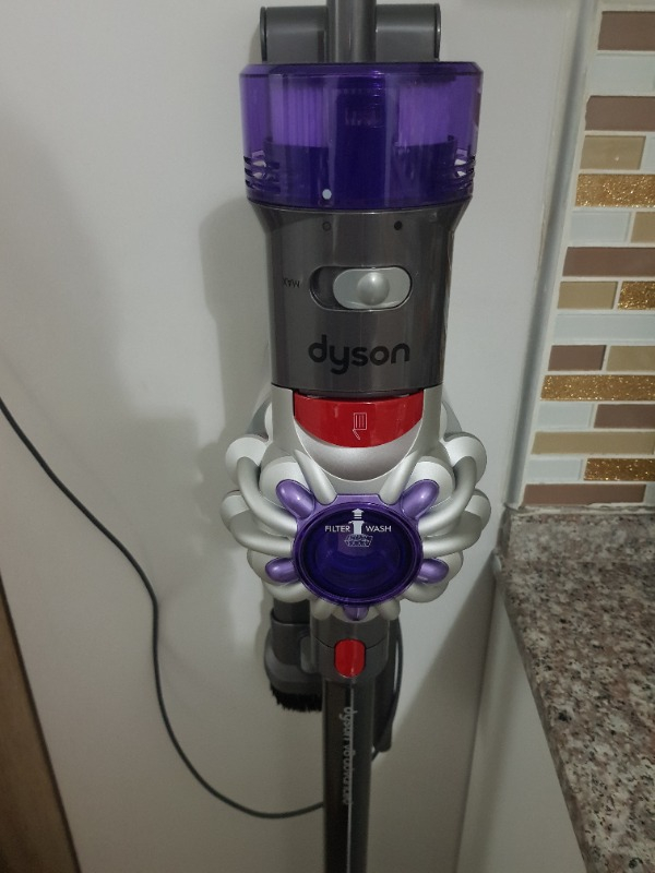 Dyson V8™ Advanced