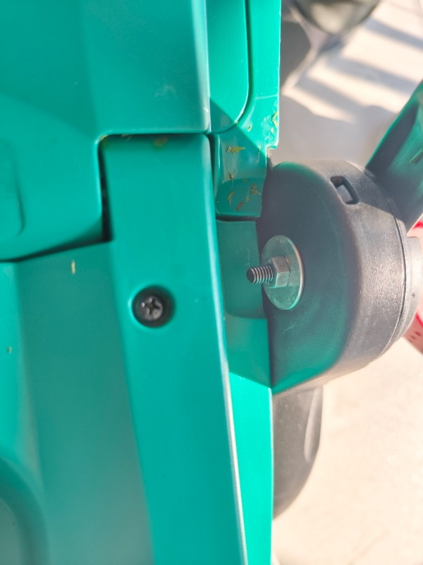 Bosch ARM 34 Elektrikli Çim Biçme Makinesi