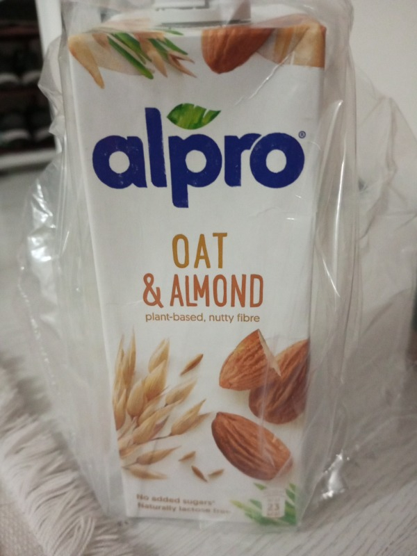 Alpro Yulaf & Badem İçeceği 1lt Laktozsuz Bitkisel Vegan Süt