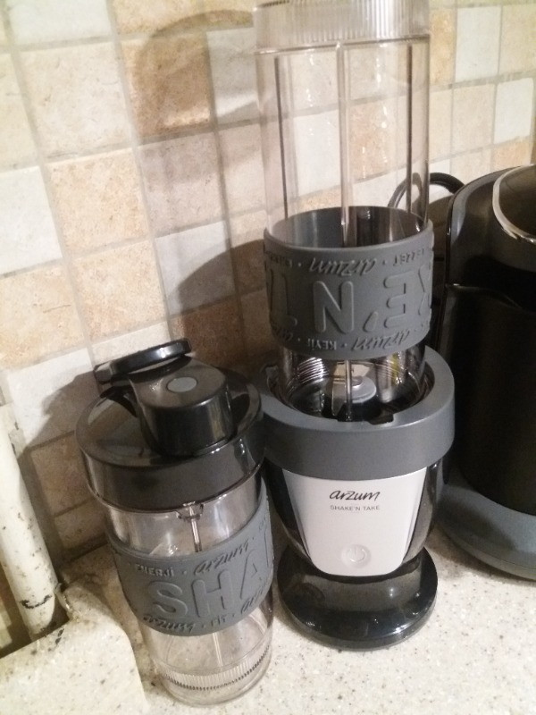 Arzum AR1032 Shake’N Take Kişisel Blender - Siyah