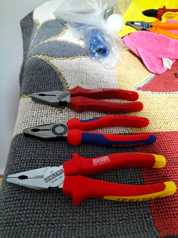 KNIPEX 03 02 180 Kombine Pense 180 mm