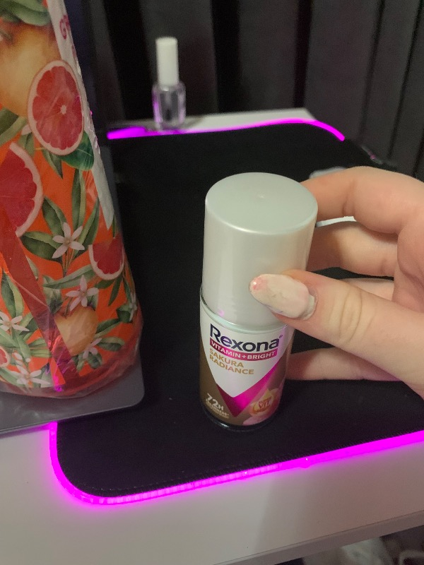 Rexona Vitamin + Bright Kadın Roll On Deodorant Sakura Radiance 45 ml
