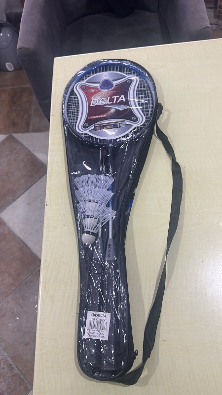 Delta 2 Adet Badminton Raketi İle 3 Adet Badminton Topu Ve Deluxe Badminton Çantası Çiftler İçin Set