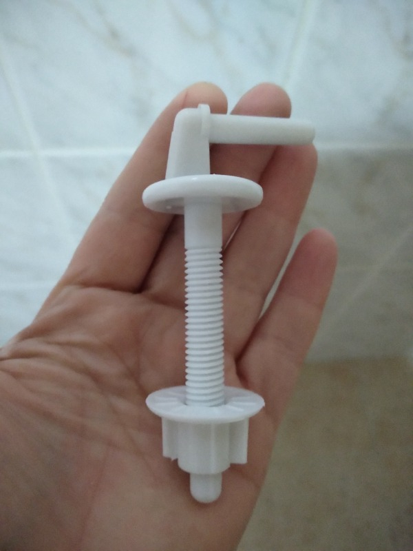 Özbest Klozet Kapak Montaj Vidası Plastik