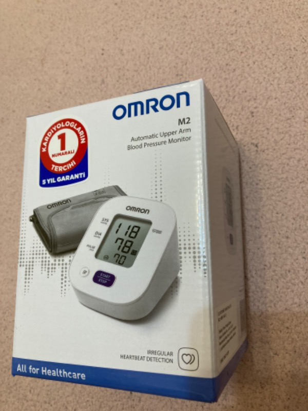 Omron M2 Hem-7121-E (7143-E) Hafızalı Üst Koldan Ölçer Dijital Tansiyon Aleti