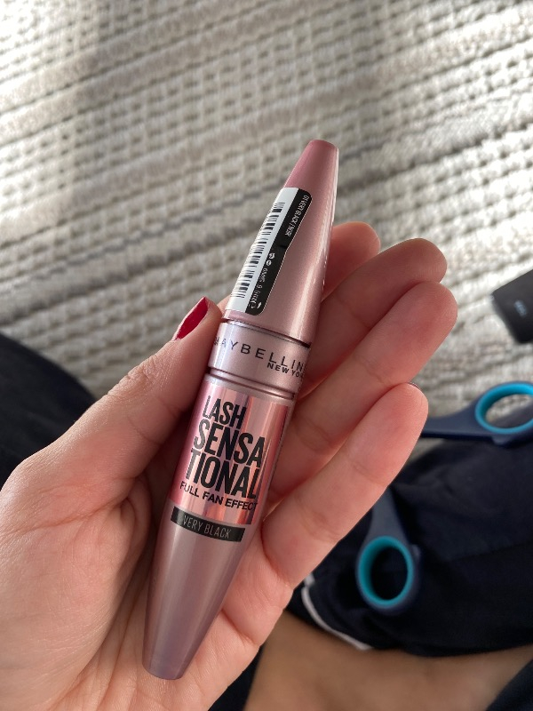 Maybelline New York Lash Sensational Yelpaze Etkili Siyah Maskara