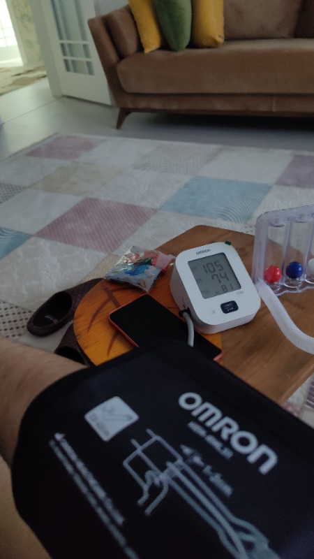 OMRON M2+ 30 Ölçüm Hafızalı Geniş Manşetli Üst Koldan Ölçer Dijital Tansiyon Aleti HEM-7146-E