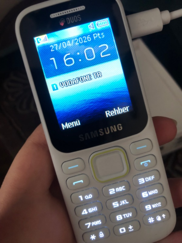Samsung B310E Tuşlu Çift Simli Cep Telefonu