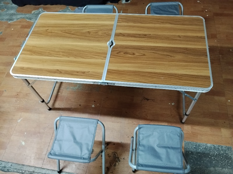 Uniqamp ® Quatro™ Çanta Tipi 4 Tabureli Katlanır Kamp Masa Seti