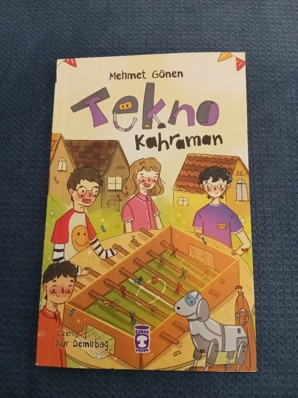 Tekno Kahraman  -  Mehmet Gönen