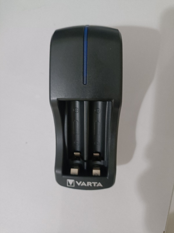 Varta 57656 Mini Charger AAA 2x800mah