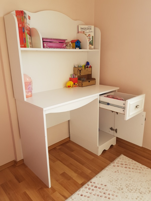 Baby Darling %100 Mdf Lisa Çalışma Masası Beyaz