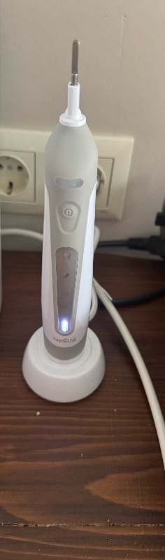Direct Nexus Elektirikli Şarj Edilebilir Diş Fırçası + 2 Yedek Başlık