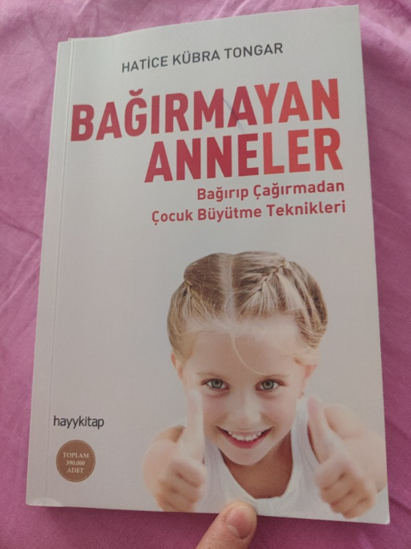 Bağırmayan Anneler - Hatice Kübra Tongar