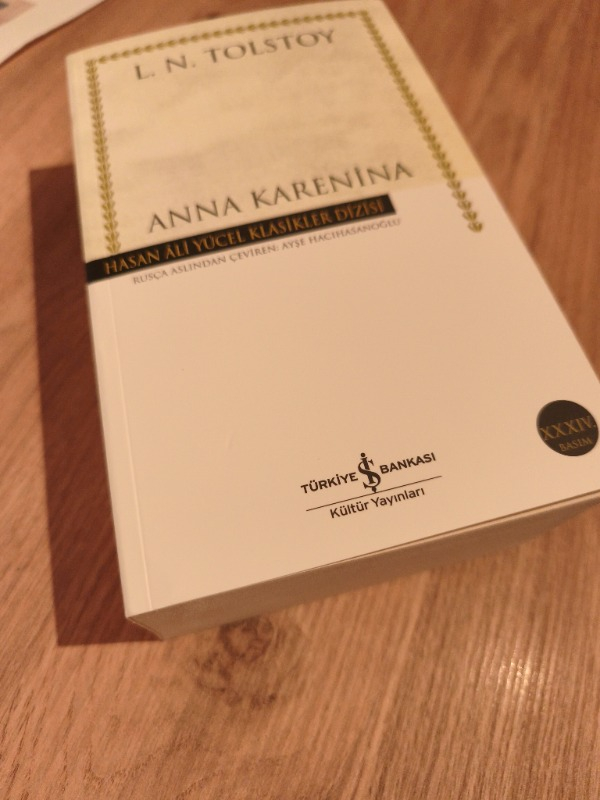 İş Bankası Kültür Yayınları Anna Karenina Lev Nikolayeviç Tolstoy Ciltsiz 1072 Sayfa Edebiyat Eseri