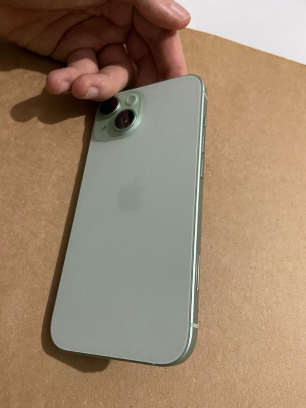 iPhone 15 128 GB