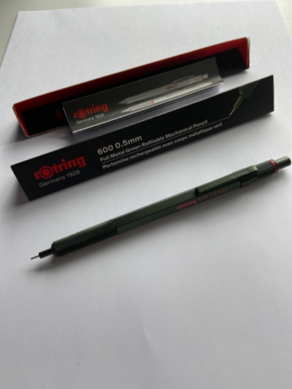 Rotring 2114268 600 Versatil Kalem 0.5 Koyu Yeşil