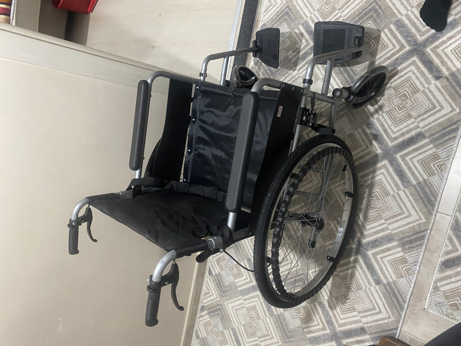 Vera Manuel Refakatçi Destekli Engelli Tekerlekli Sandalye