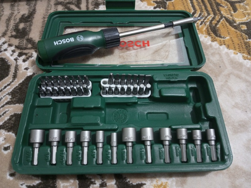 Bosch 46 Parça Tornavida Vidalama Lokma Uçlu Aksesuar Seti - 2607019504