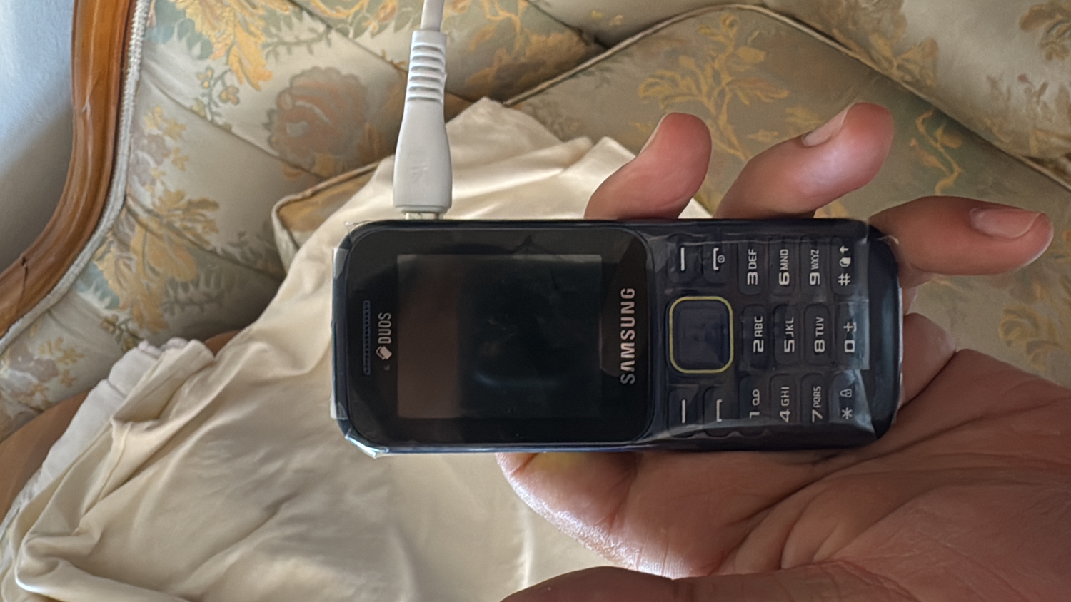 Samsung B310E Tuşlu Çift Simli Cep Telefonu