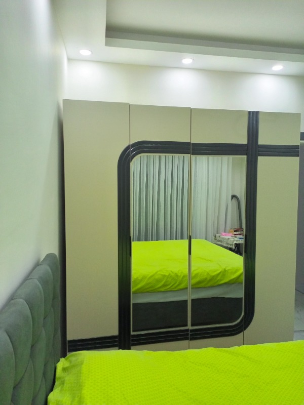 Gardırop, Bali 4 Kapaklı Aynalı Dolap