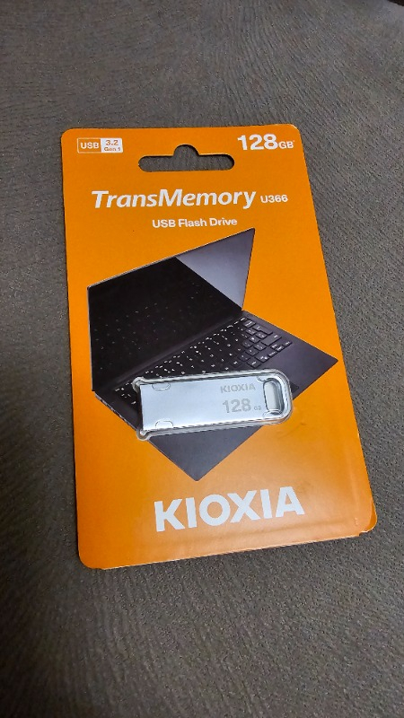 Kioxia 128GB U366 Metal Usb 3.2 Gen 1 Flash Bellek (LU366S128GG4)