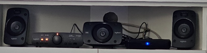 Logitech Z906 500 Watt 5.1 Surround Ses Hoparlör - Siyah