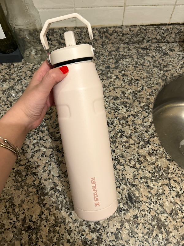 Stanley Iceflow Flip Straw Su Termosu 1.06 Lt