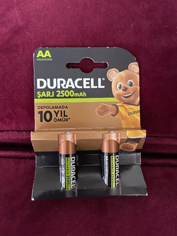 Duracell Şarj Edilebilir AA Pil (2'li Paket), 2500 mAh NiMH, önceden şarj edilmiş, 1 Numaralı En Uzun Ömürlü Şarj Edilebilir pilimiz