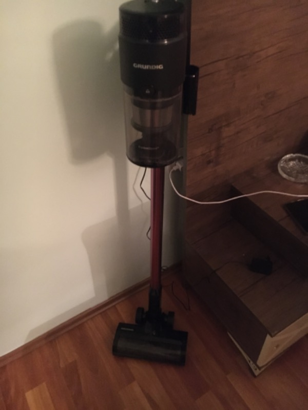 GRUNDIG VCP 7330 HyperClean 450 Watt BLDC Motor Şarjlı Dik Süpürge