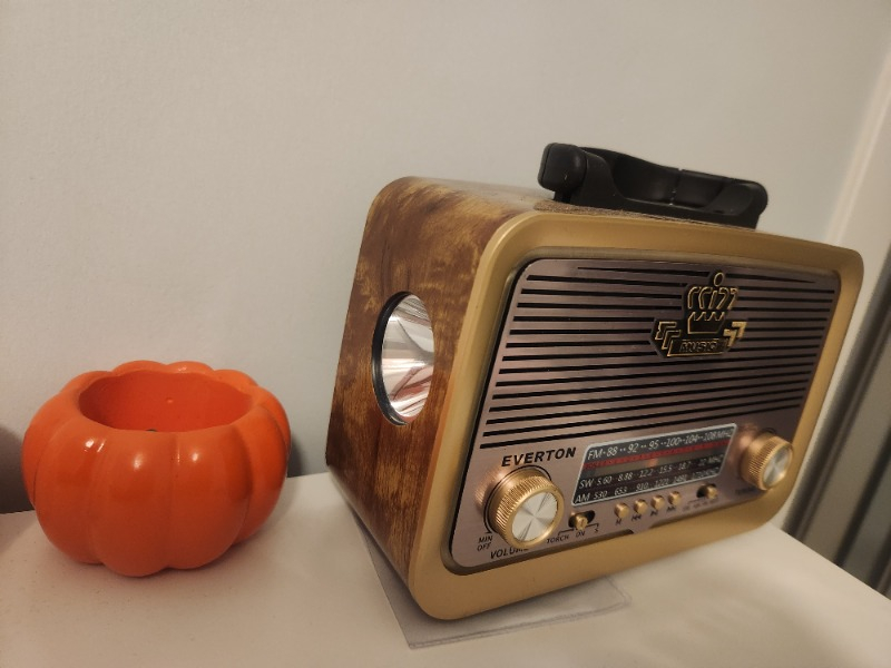 Everton Rt-301 Nostalji Bluetooth Şarjlı Radyo Usb Sd Mp3 Player