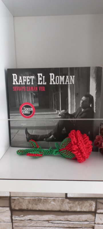 Rafet El Roman - Sevgiye Zaman Ver (CD)