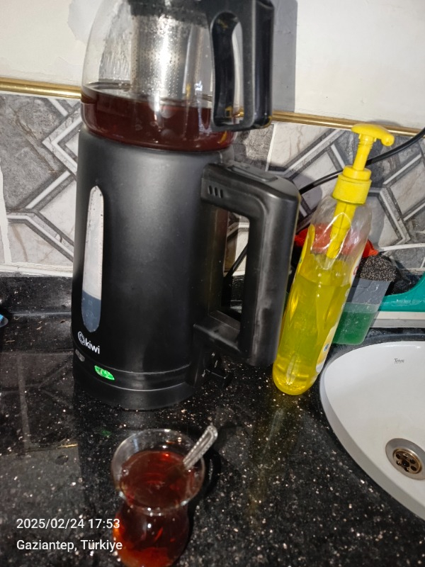 Kiwi KTM-2907 2200 W Cam Demlikli Çay Makinesi
